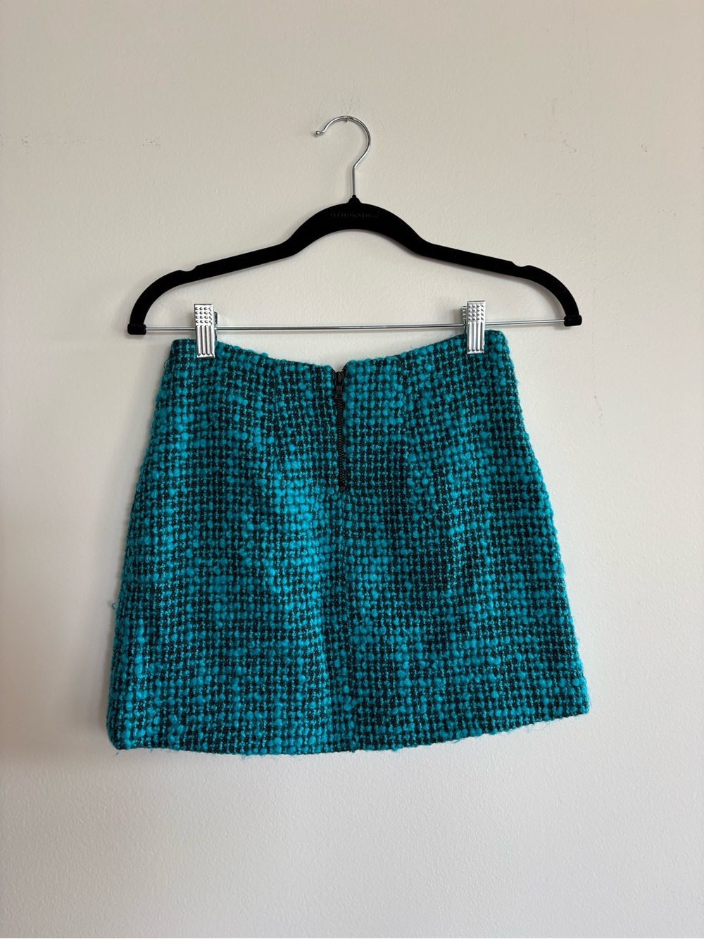 Alice + Olivia Teal Textured Bouclé Mini Skirt - Picture 3 of 3